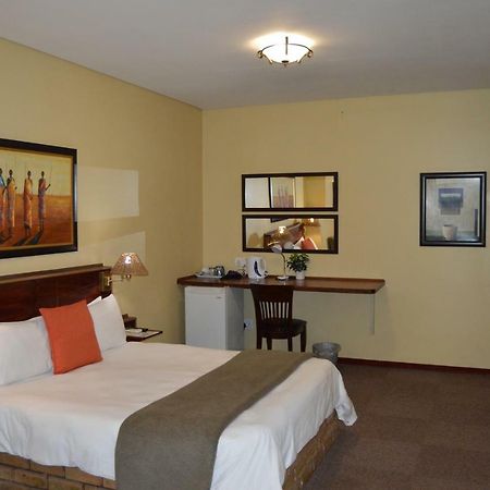 Ascot Inn Pietermaritzburg Exterior photo