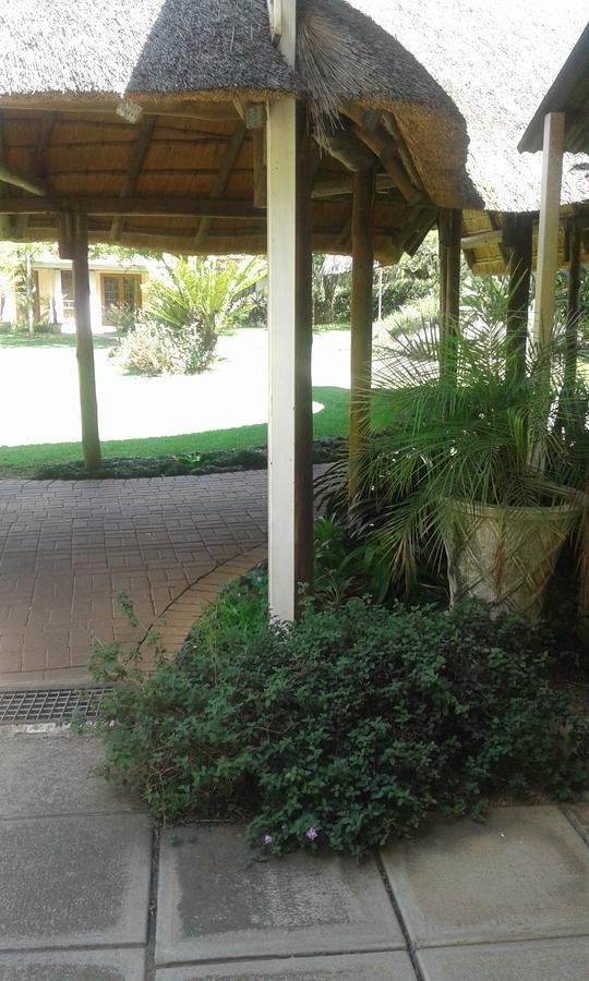 Ascot Inn Pietermaritzburg Exterior photo